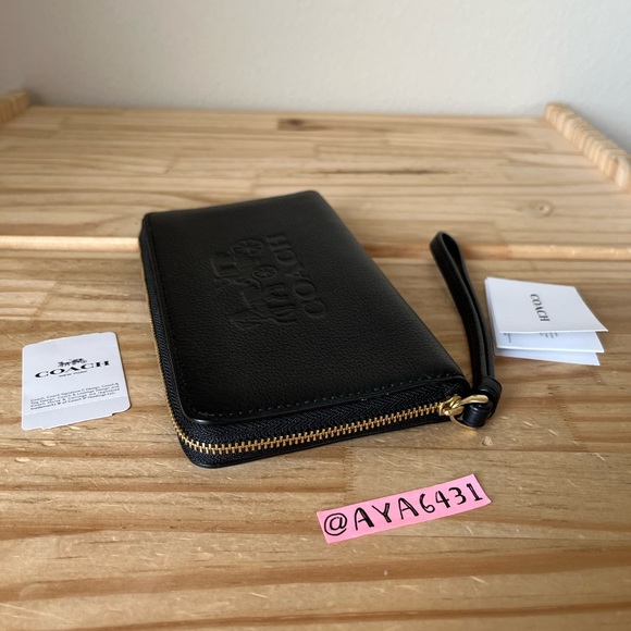 Coach Wallet🎈🎈 - Picture 3 of 8